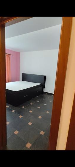 Apartament cu 4 camere decomandat în Vitan Mall