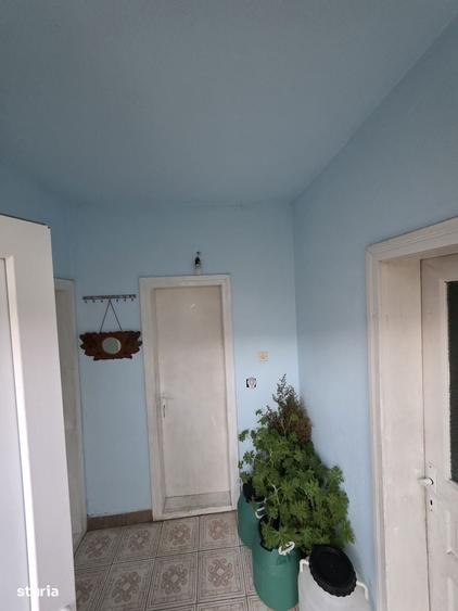 Casă cu 4 camere în Deleni