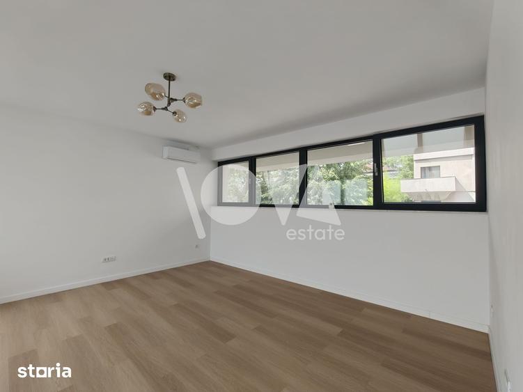 Casă cu 8 camere cu Teren 170 Mp în Parcul Carol
