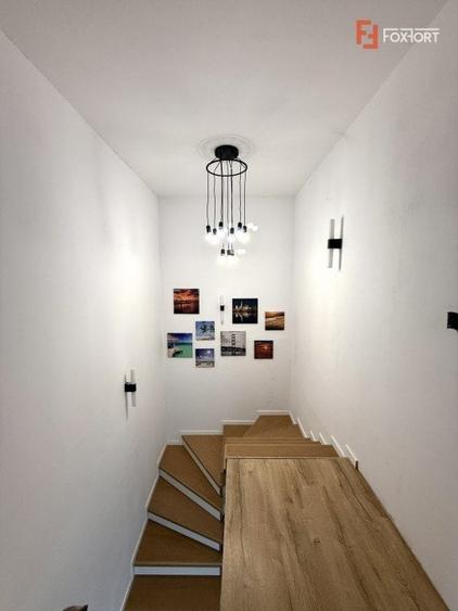Duplex cu 4 camere cu Canalizare în Dumbrăvița
