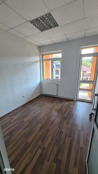 Spațiu comercial, de 19 mp, în Central