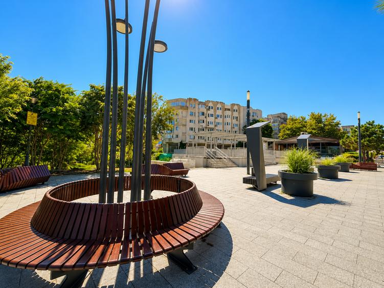 Apartament cu 4 camere în Ultracentral