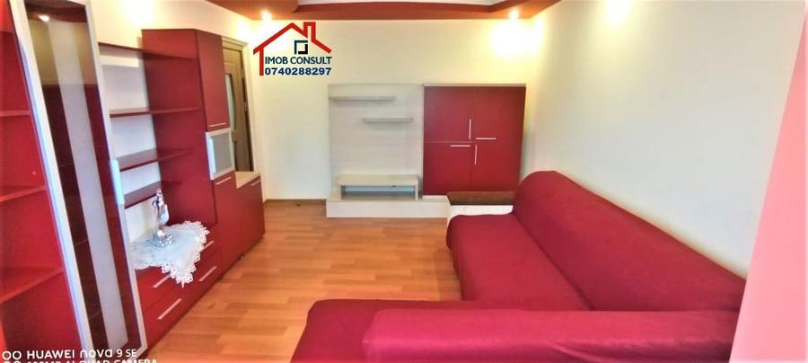 Apartament cu 4 camere decomandat în Narcisa