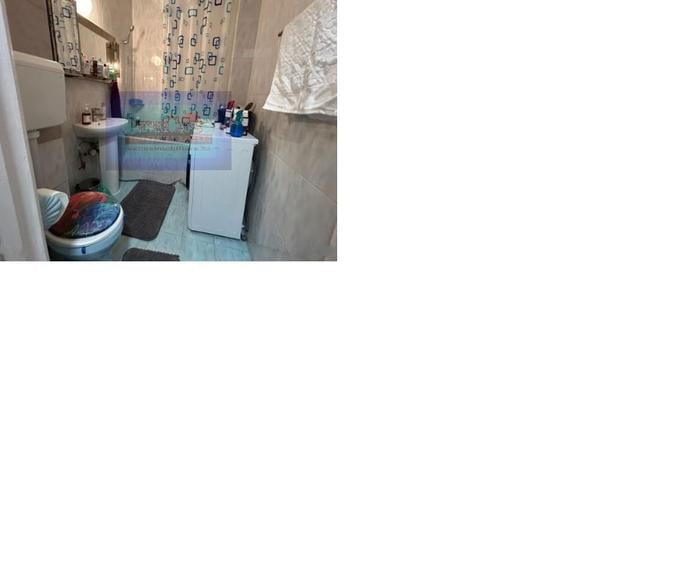 Apartament cu 3 camere în Titan — fotografia 1