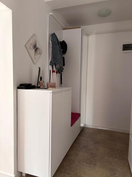 Apartament cu 2 camere decomandat în Florești