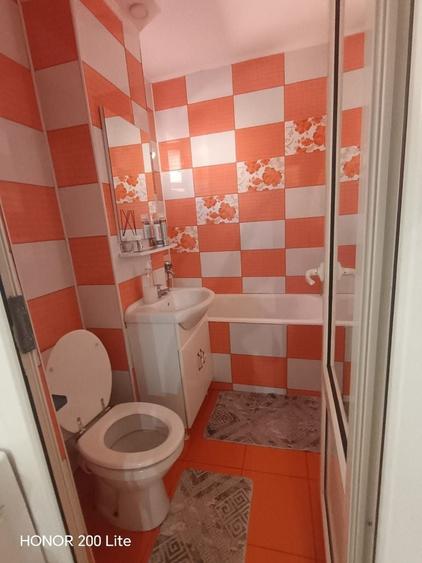 Apartament cu 2 camere decomandat în Buzaului