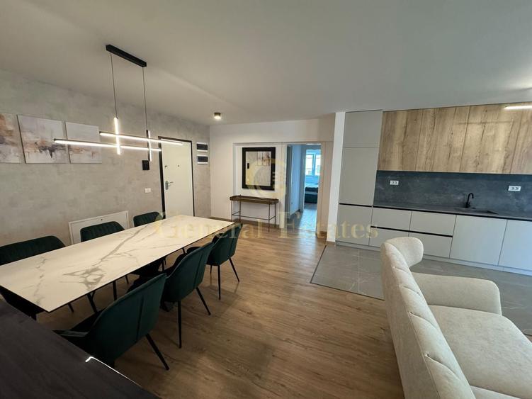 Apartament cu 3 camere în Tractorul