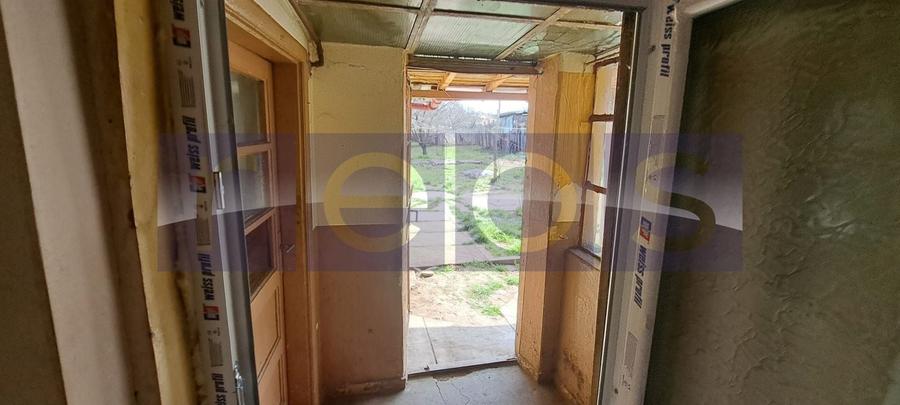 Casă individuală cu 5 camere cu Canalizare în Central