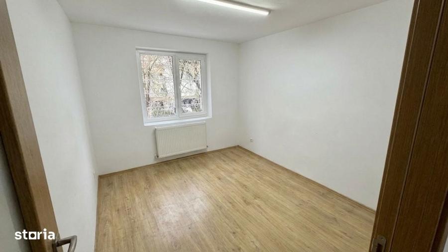 Apartament 4 camere Crangasi - 2
