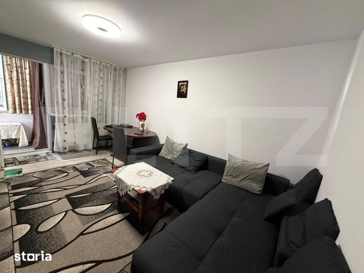Apartament cu 3 camere decomandat în Cetate