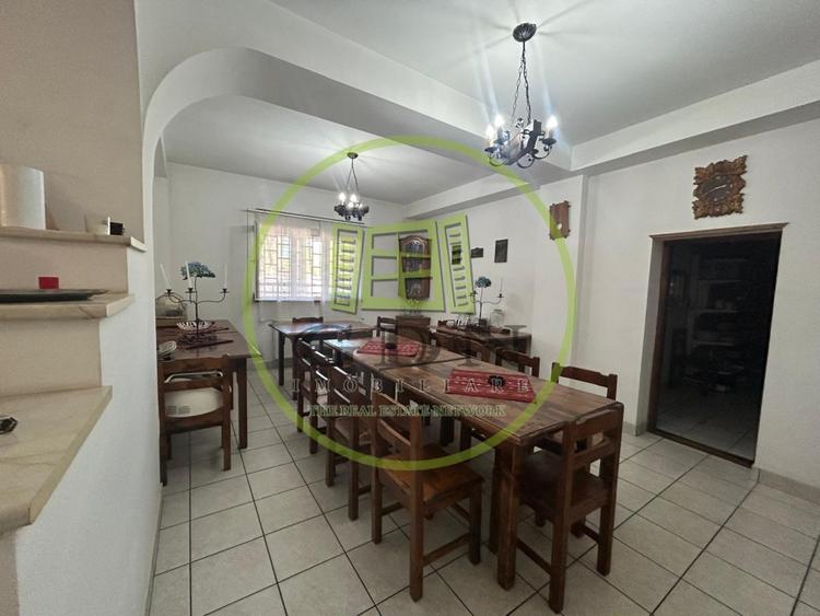 Hotel/Pensiune, de 2,963 mp, în Cernele