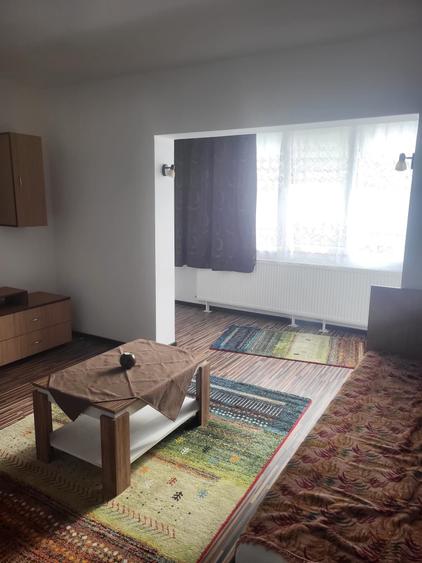 Apartament cu 2 camere decomandat în Freidorf