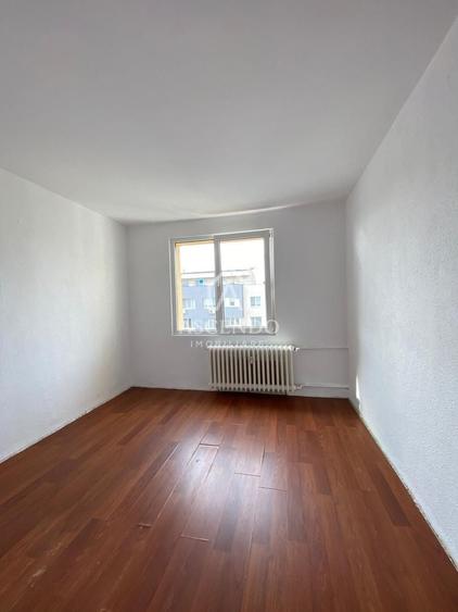Apartament cu 2 camere decomandat în 1 Decembrie 1918