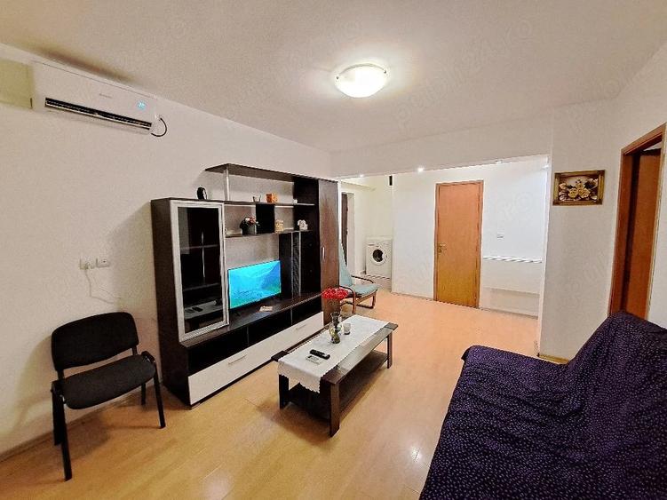 Apartament cu 2 camere decomandat în Centrul Civic
