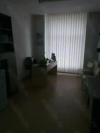 Spațiu comercial, de 15 mp, în Costin Georgian