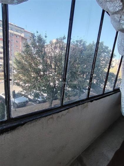 Apartament cu 2 camere decomandat în Ultracentral