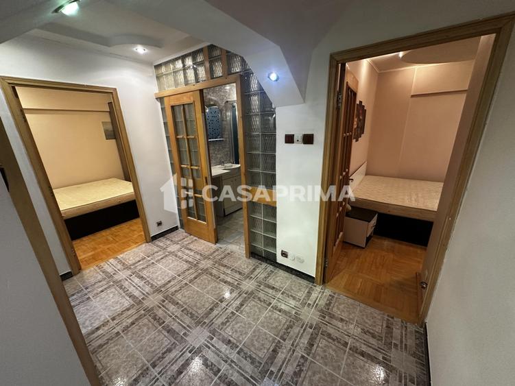 Apartament cu 3 camere decomandat în Păcurari