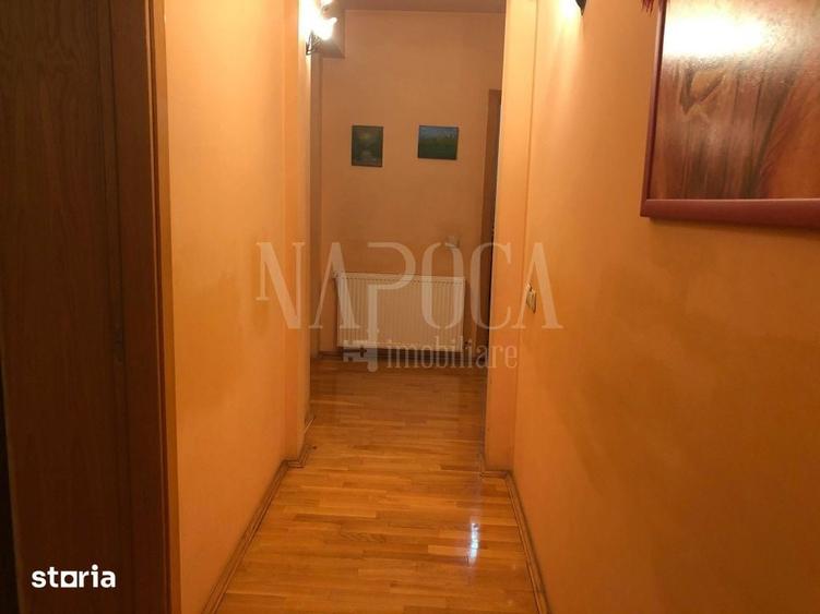 Casă cu 8 camere cu Teren 279 Mp în Plopilor