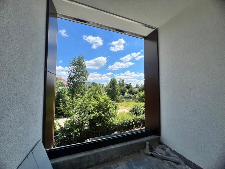 Apartament cu 2 camere semidecomandat în Colentina