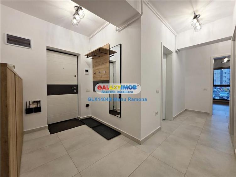 Apartament cu 3 camere decomandat, mobilat în Central