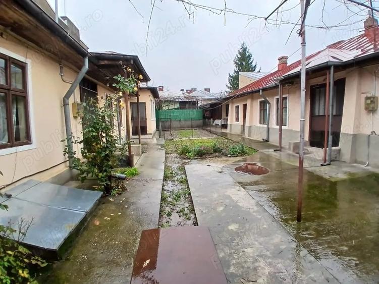 Casă cu Teren 429 Mp în Central
