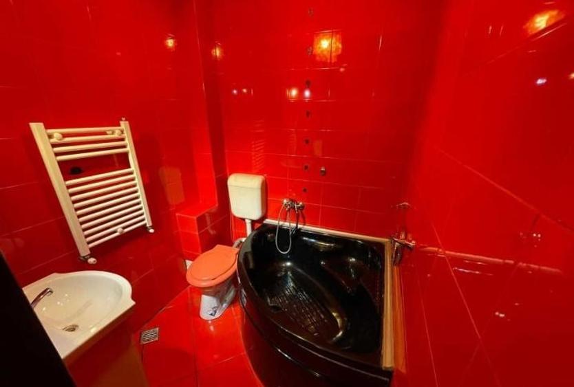 Apartament cu 2 camere semidecomandat, mobilat în 1 Mai