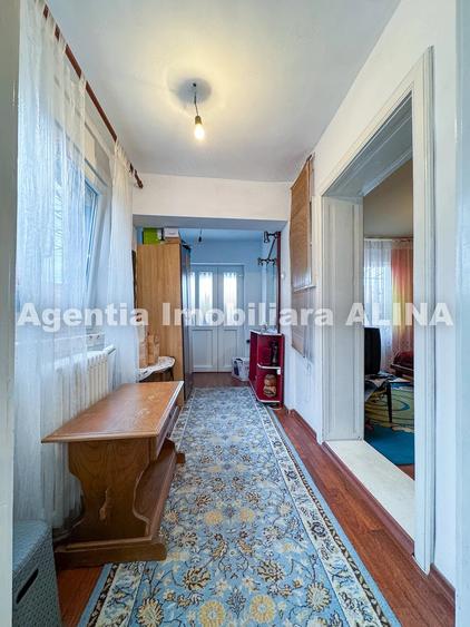 Casă cu 2 camere cu Teren 2086 Mp în Sântuhalm