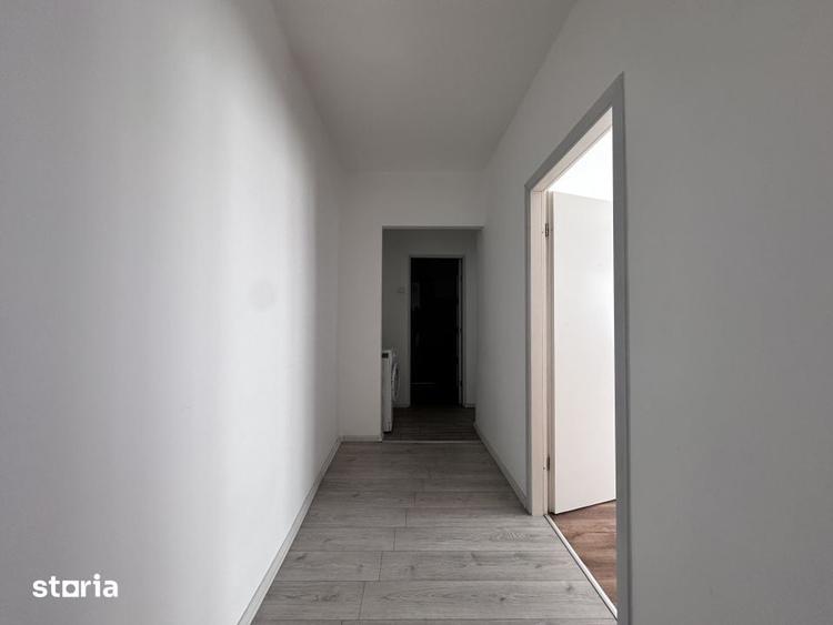 Apartament cu 3 camere decomandat în Gruia