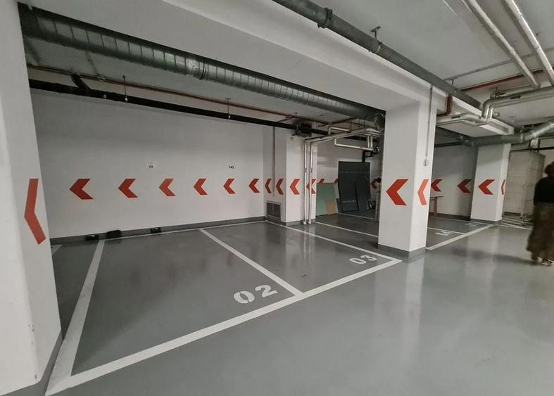 Birou, de 12,900 mp, în Pipera