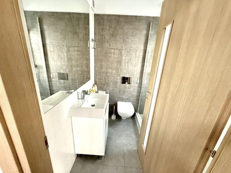 Apartament cu 2 camere decomandat, mobilat în Barbu Văcărescu