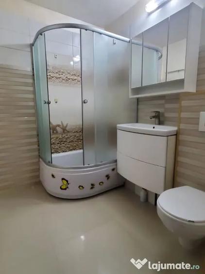 Apartament cu 2 camere decomandat în Sebastian