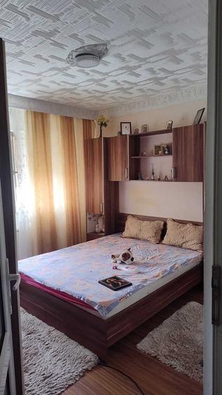 Apartament cu 2 camere decomandat în Poarta 6