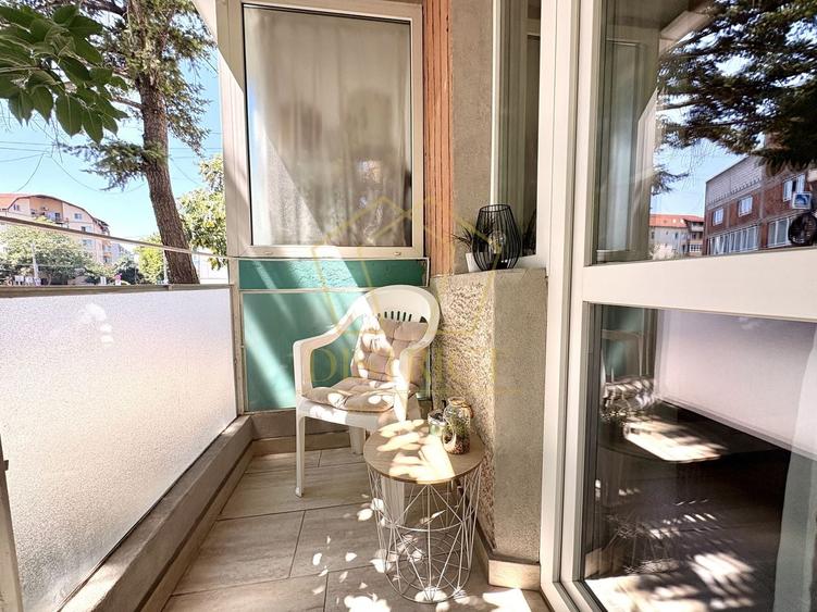 Apartament cu 2 camere semidecomandat, mobilat în Spitalul Județean