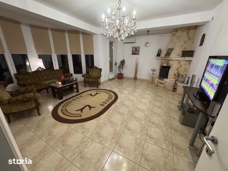 Casă cu 4 camere cu Teren 540 Mp în Calea București