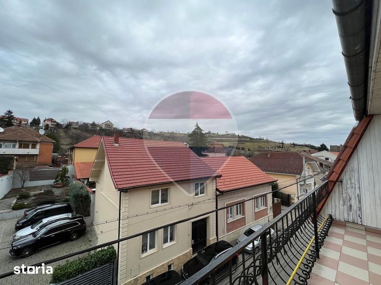 Apartament cu 4 camere în Ultracentral