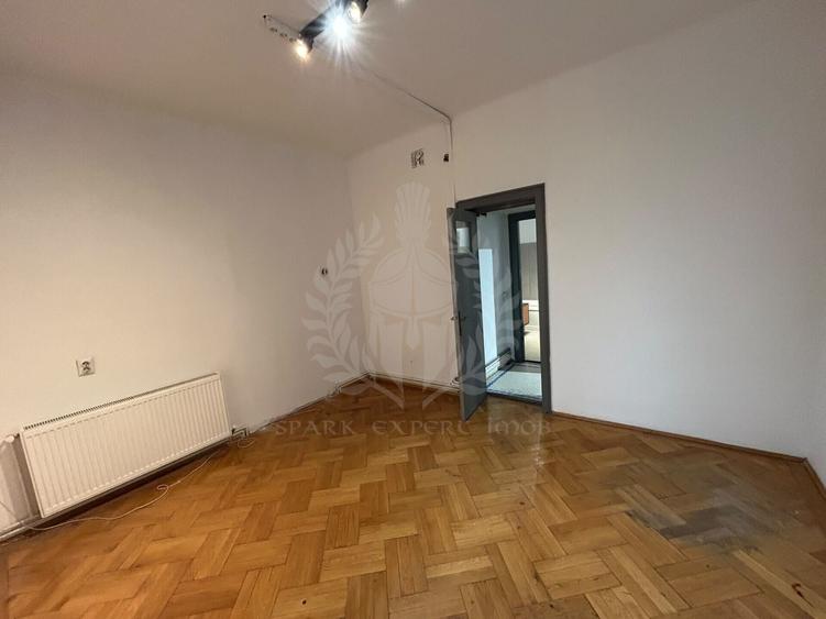 Spațiu comercial, de 105 mp, în Central