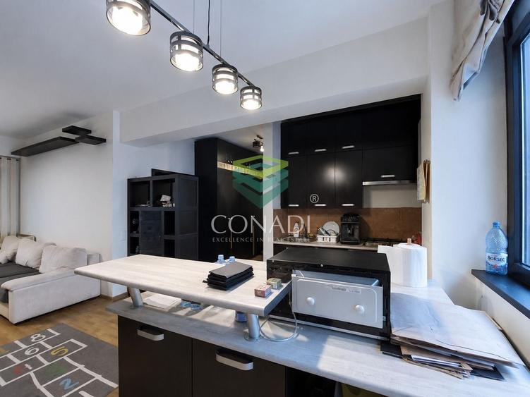 Apartament cu 2 camere decomandat, mobilat în Băneasa