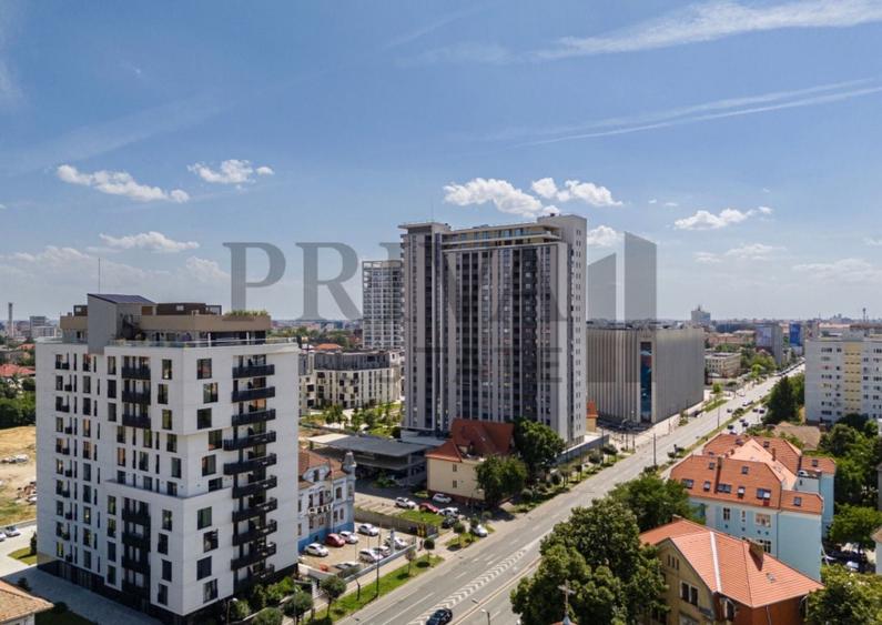 Apartament cu 2 camere semidecomandat, mobilat în Take Ionescu