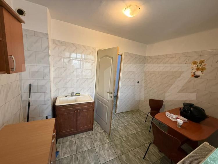 Apartament 2 camere, 46.50 mp, zona Craiovita Noua - Scoala 32 - 7