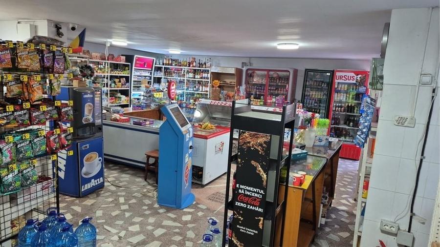 Spațiu comercial, de 800 mp, în Tătărăni