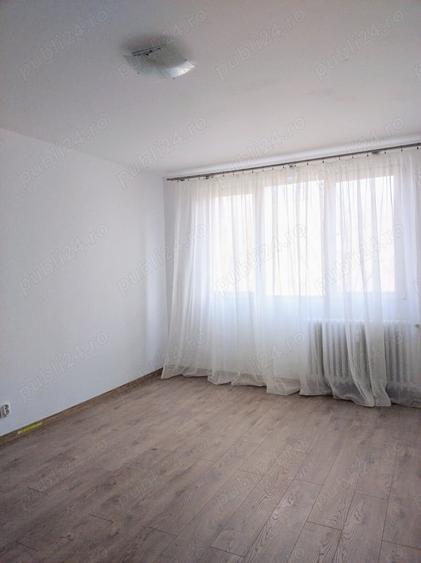 Apartament cu 3 camere decomandat în Brâncoveanu