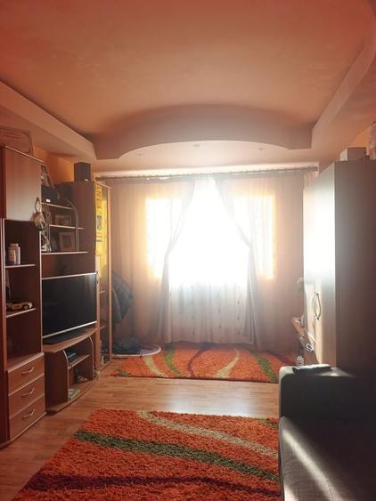 Vand apartament 2 camere Mioveni,etaj 2 ,spatios - 7