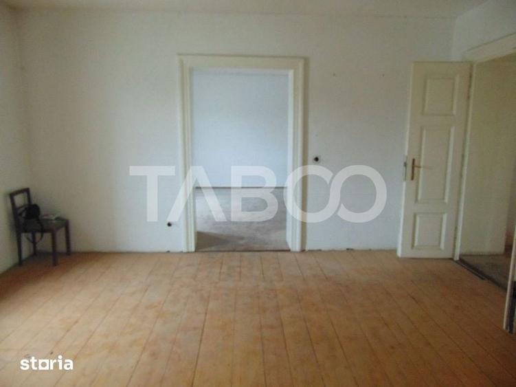 Spațiu comercial, de 1,191 mp, în Reșița