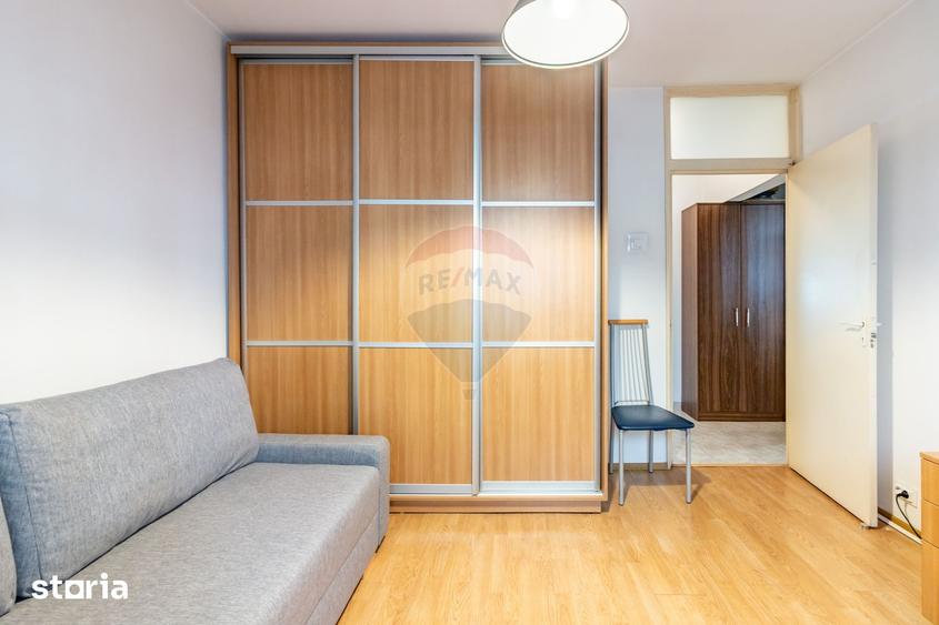 Apartament cu 3 camere, mobilat în Nerva Traian