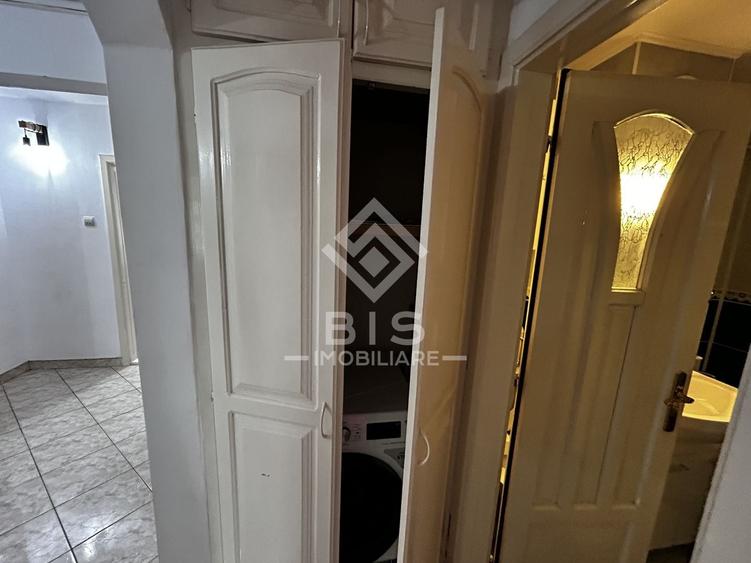 Apartament cu 4 camere decomandat în Ștefan cel Mare