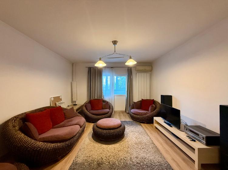 Apartament cu 2 camere decomandat în Vitan Mall