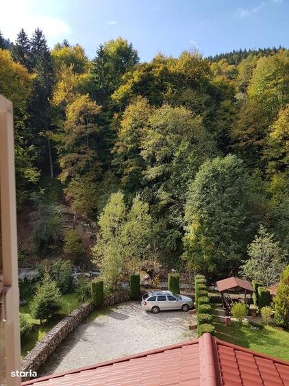 Casă cu 4 camere în Moieciu