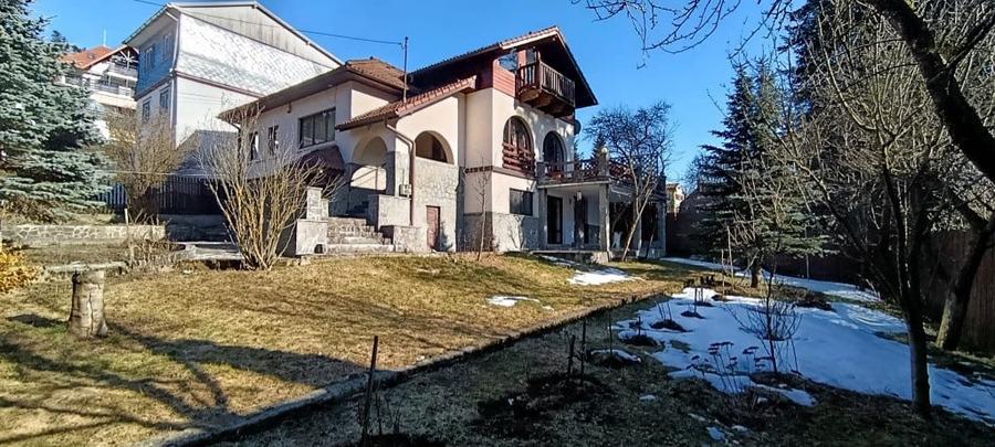 Casă cu 5 camere cu Teren 700 Mp în Zamora