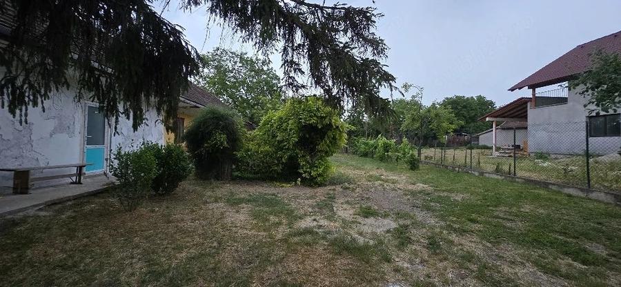 Casă cu 2 camere cu Teren 700 Mp în Orțișoara