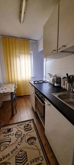 Garsonieră decomandată în Teilor
